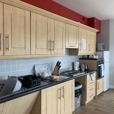 Priory House, Student Accommodation, Manor Village Apartments, Cork Road, X91W427 Waterford Buitenkant foto